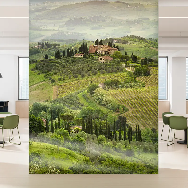 Textilspannrahmen-Trennwand mit brilliantem Textildruck in einem Aufenthaltsraum