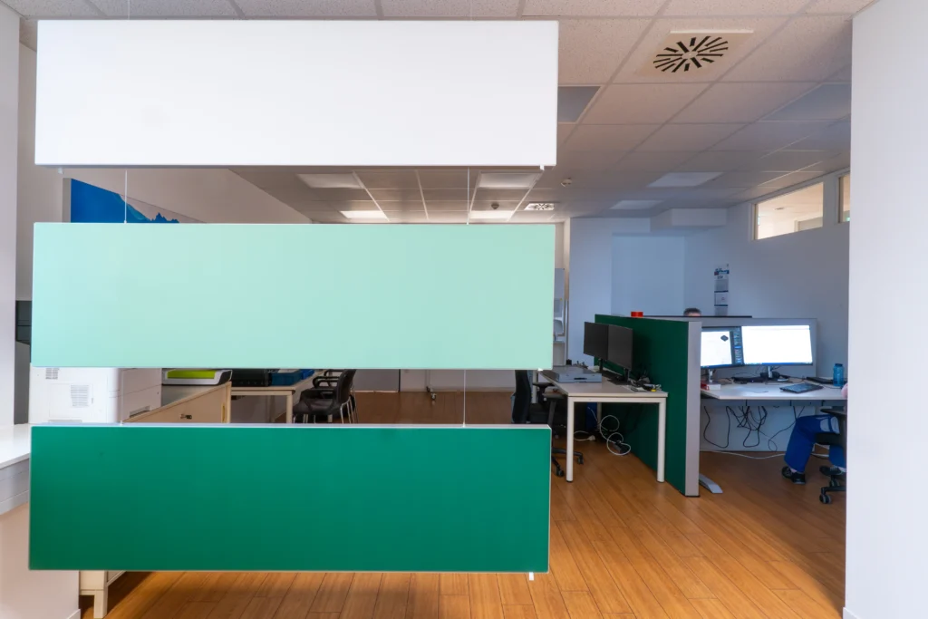 Akustikbaffel im Utz-Group-Headquarter