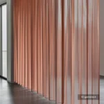 Individuell bedruckter transparenter Vorhang als Raumtrenner