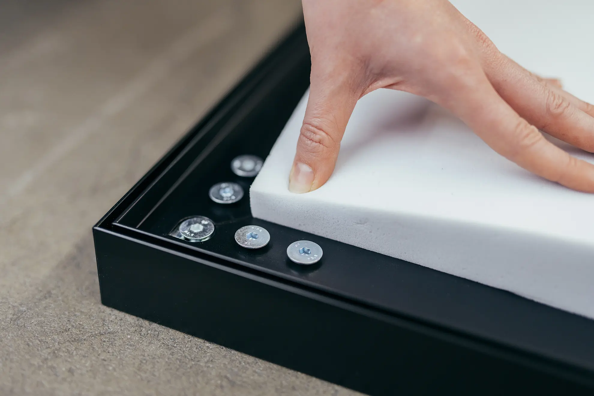 Nähmaschine bei der Stoffkonfektionierung