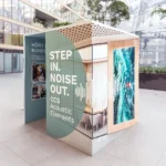 CCS Experience Box aus Textilspannrahmen mit individuellen Drucken und Schallschutz